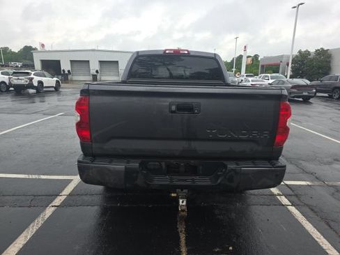 Used 2018 Toyota Tundra Limited w/ Limited Premium Package image 6