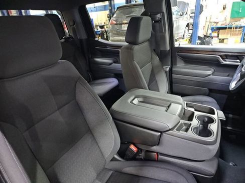 Used 2023 GMC Sierra 1500 SLE image 26