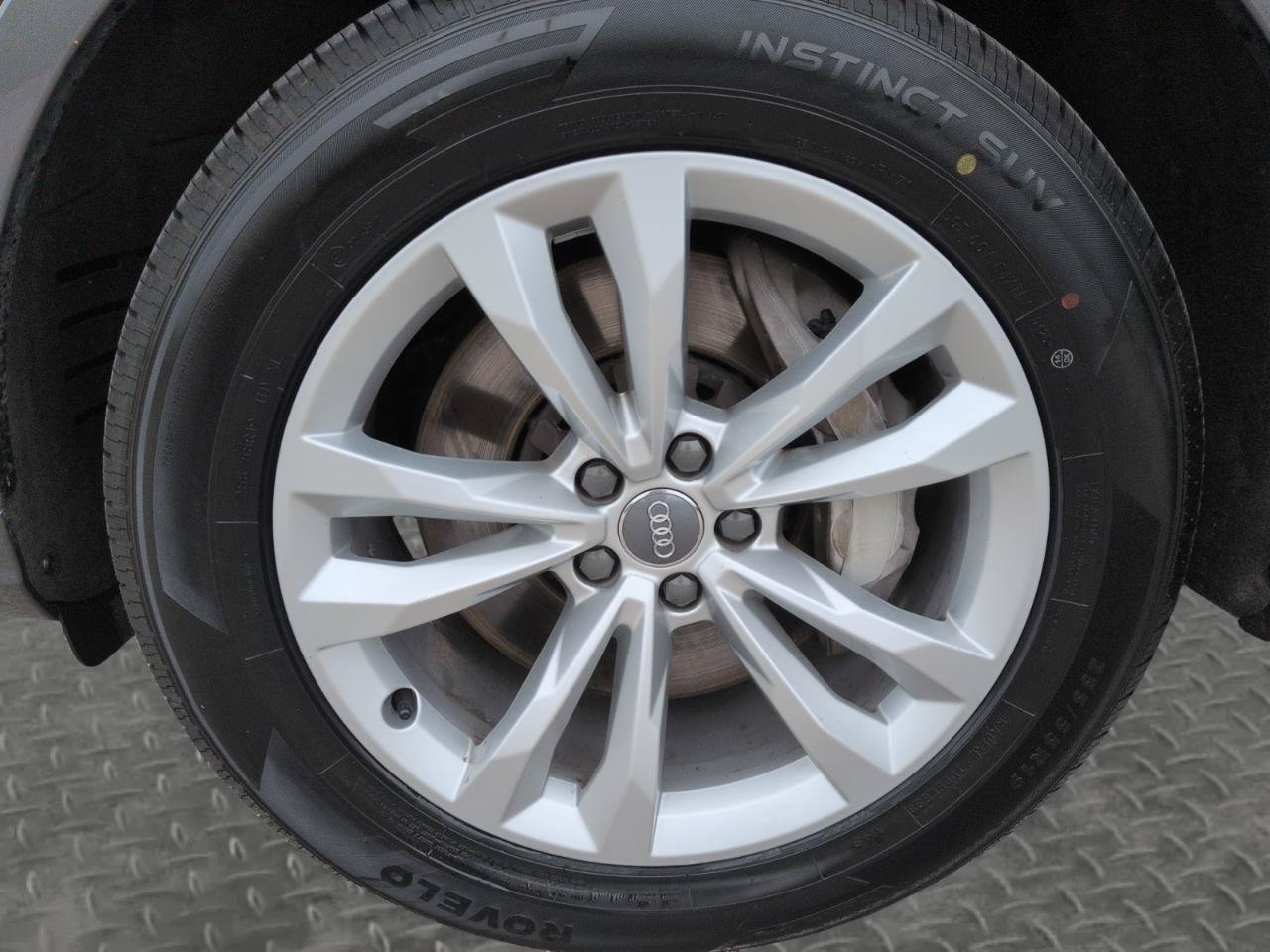Used 2018 Audi Q7 3.0T Premium Plus AWD/4WD image 33