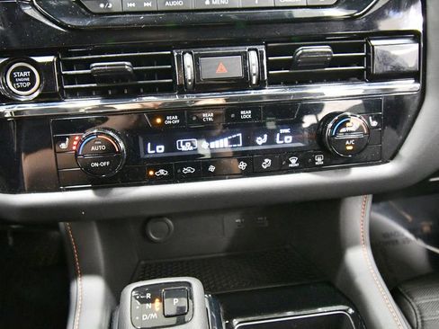 Used 2024 Nissan Pathfinder Rock Creek AWD/4WD image 25