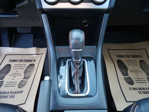 Used 2016 Subaru Crosstrek 2.0i Limited image 12