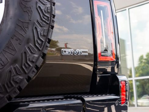 Used 2025 GMC Hummer EV 2X w/ Extreme Off-Road Package AWD/4WD image 17