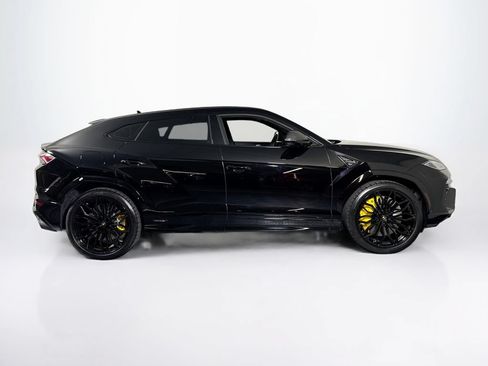 Used 2025 Lamborghini Urus SE AWD/4WD image 6