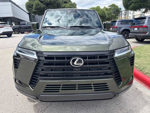 Certified 2026 Lexus GX 550 w/ Accessory Package (2T) AWD/4WD image 8