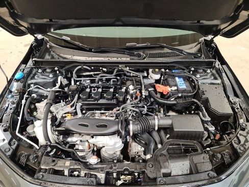 Certified 2024 Honda Civic Touring image 9