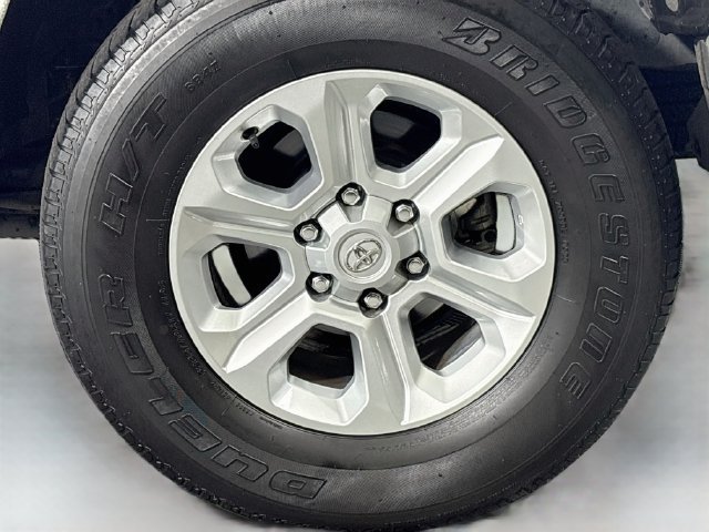 Used 2023 Toyota 4Runner SR5 Premium AWD/4WD image 30