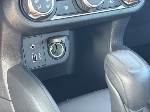 New 2025 Nissan Versa S w/ Trunk Package image 26