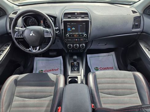 Used 2025 Mitsubishi Outlander Sport AWD image 12