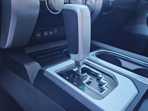 Used 2020 Toyota Tundra SR5 w/ SR5 Leather Package image 12