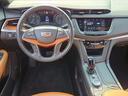 Used 2021 Cadillac XT5 Premium Luxury FWD image 11