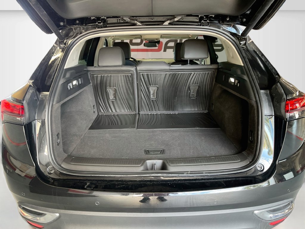 Used 2023 Buick Envision Essence AWD/4WD image 26