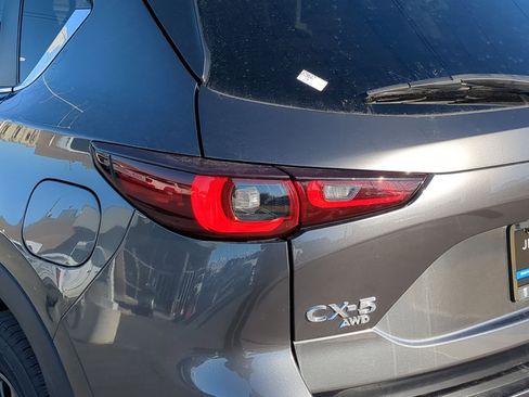 Used 2022 MAZDA CX-5 AWD 2.5 S w/ Select Package image 12