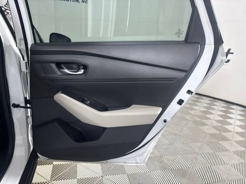 Used 2023 Honda Accord EX image 26