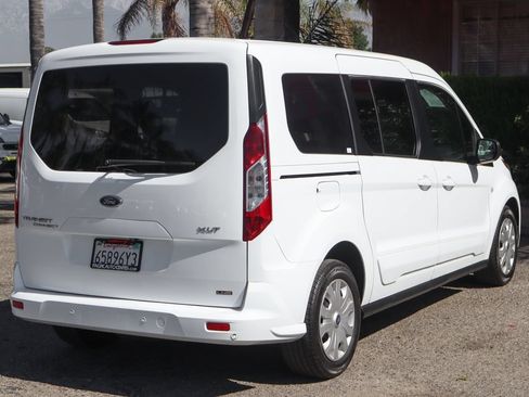 Used 2022 Ford Transit Connect XLT FWD image 10