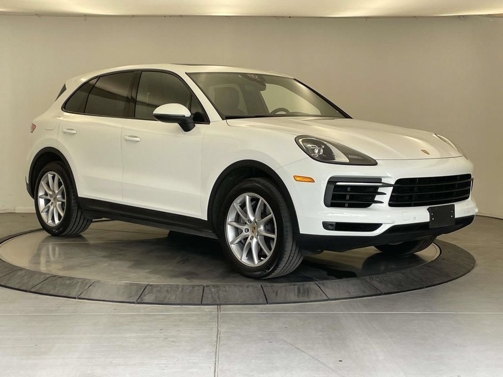 Certified 2023 Porsche Cayenne AWD/4WD image 9