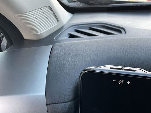 New 2026 Nissan Kicks S image 26