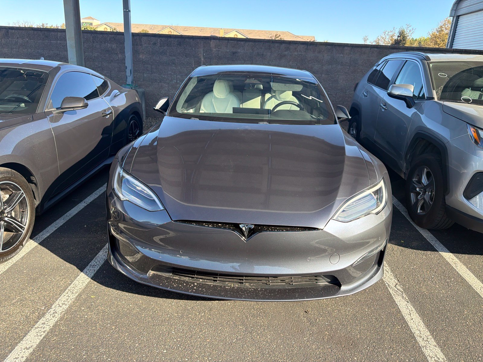 Used 2022 Tesla Model S Plaid AWD/4WD image 2