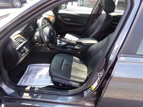 Used 2013 BMW 328i xDrive Sedan image 12
