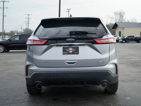 Used 2020 Ford Edge SE image 30