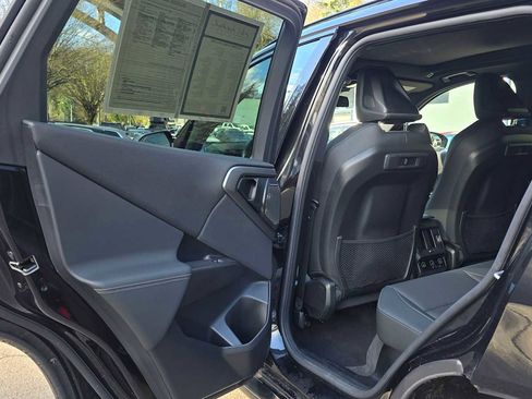 Used 2025 BMW X3 M50 w/ Premium Package image 15