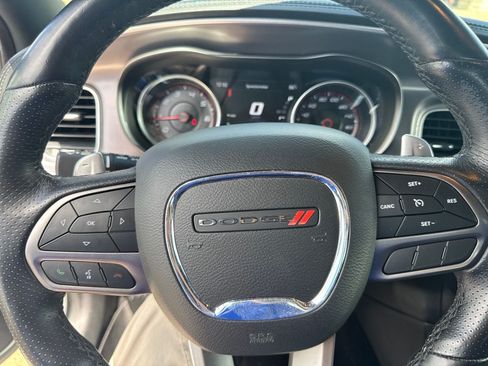 Used 2020 Dodge Charger Scat Pack w/ Dynamics Package RWD image 14