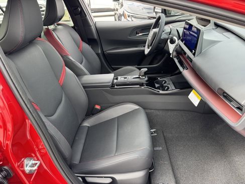 New 2026 Toyota Prius Plug-In Hybrid image 8