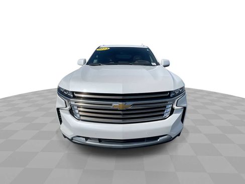 Certified 2023 Chevrolet Suburban High Country image 3
