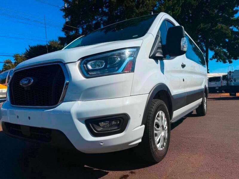 Used 2025 Ford Transit 350 XLT AWD/4WD image 3