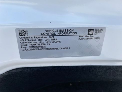 Used 2024 Chevrolet Equinox LT AWD/4WD image 41