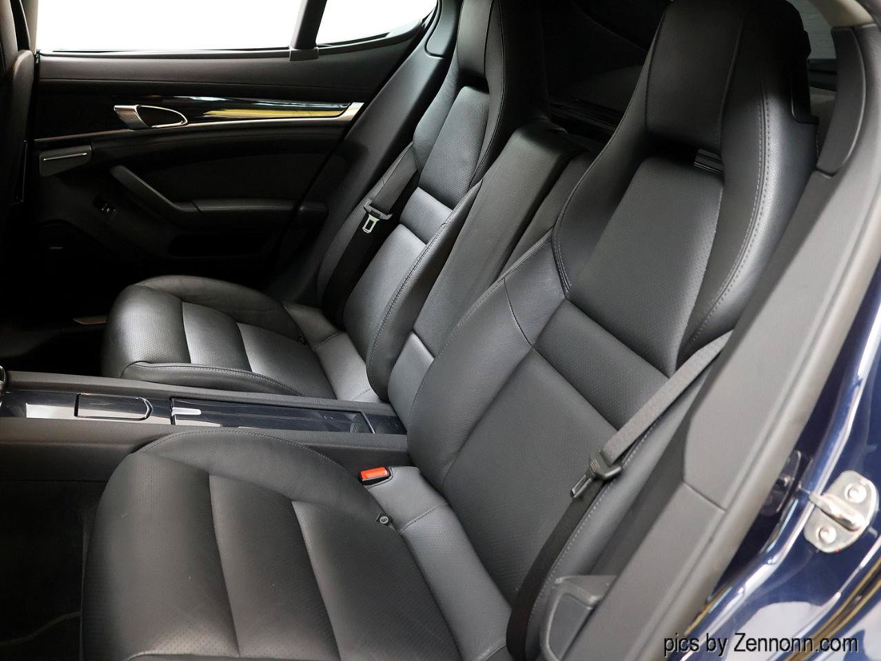 Used 2012 Porsche Panamera 4 image 13