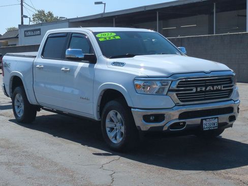 Used 2022 RAM 1500 Laramie AWD/4WD image 3