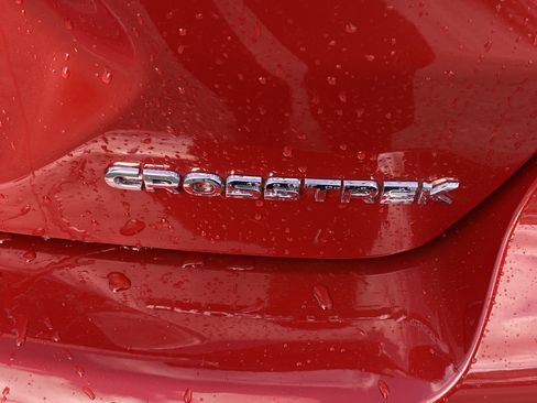 Used 2025 Subaru Crosstrek 2.5i Limited w/ Crosstrek Mirror Package image 26