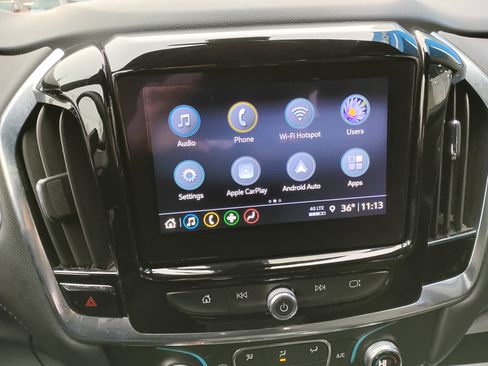 Used 2023 Chevrolet Traverse LT image 7