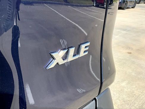 Used 2024 Toyota RAV4 XLE image 9
