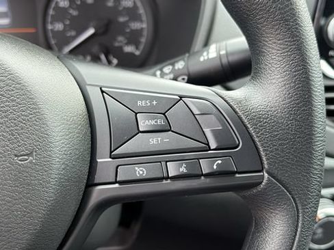 Used 2024 Nissan Altima 2.5 S FWD image 13