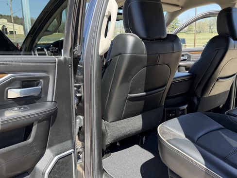 Used 2024 RAM 2500 Laramie image 35