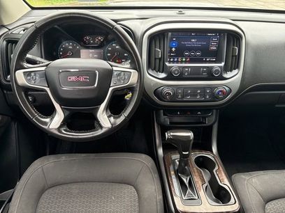 Used 2019 GMC Canyon SLE w/ SLE Convenience Package