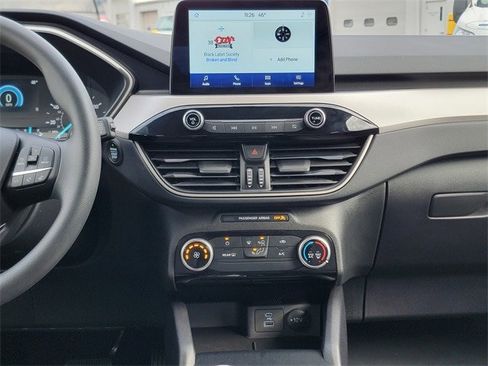 Certified 2022 Ford Escape SE image 27