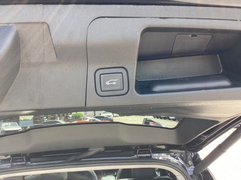 Used 2023 GMC Acadia AT4 w/ GMC Pro Grade Package AWD/4WD image 16