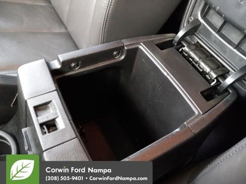 Used 2016 Jeep Wrangler Unlimited Sahara w/ Connectivity Group image 19