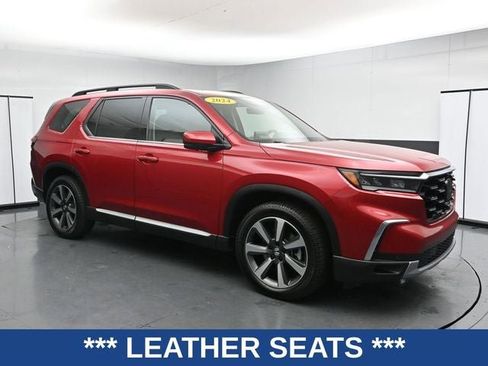 Used 2024 Honda Pilot Elite image 3