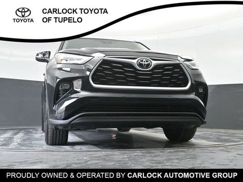 Used 2024 Toyota Highlander XLE image 47