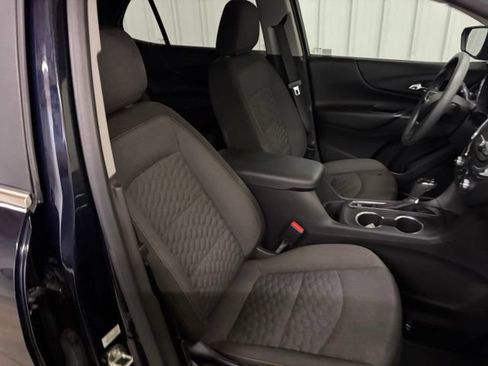 Used 2021 Chevrolet Equinox LT FWD image 22