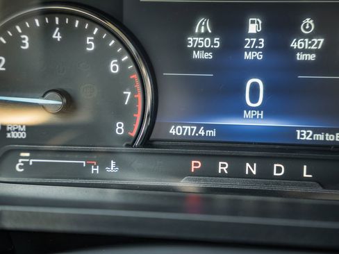 Used 2022 Ford Explorer XLT image 51