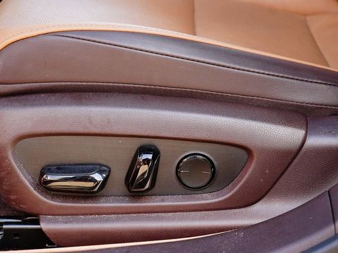 Used 2021 Lexus ES 350 w/ Premium Package image 32