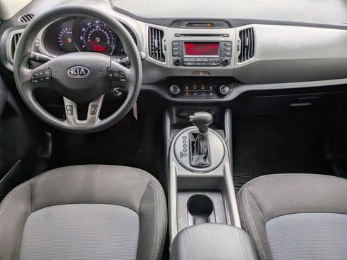 Used 2016 Kia Sportage LX image 16