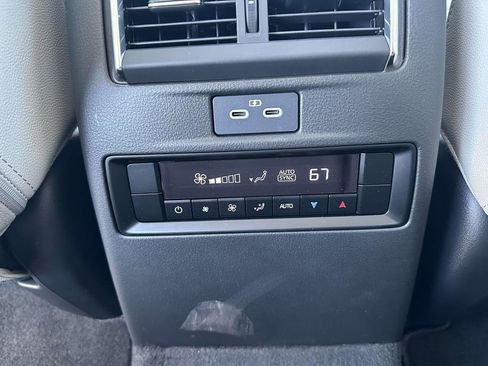 New 2024 MAZDA CX-90 Plug-In Hybrid w/ Preferred image 26