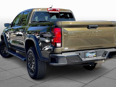 Used 2024 Chevrolet Colorado Trail Boss image 11