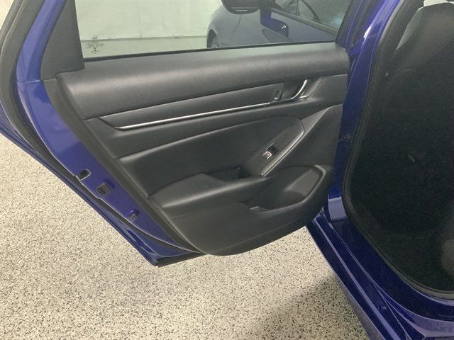 Used 2021 Honda Accord Sport image 16