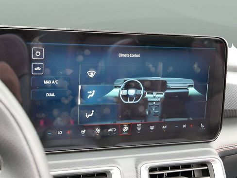 Used 2024 Ford Mustang GT Premium image 22